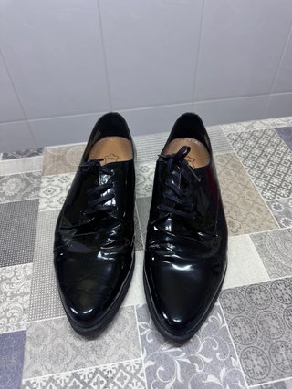 Zapatos de Charol Negros