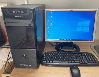 Ordenador sobremesa + monitor 19” + teclado ratón