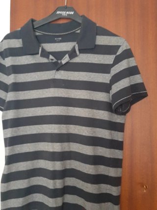 Camiseta Polo Kiabi Rayas Gris y Negro
