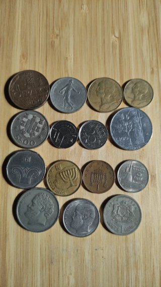 Colección de 16 Monedas del Mundo
