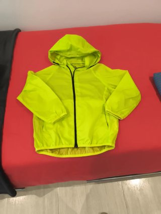 Chaqueta Cortavientos Amarilla