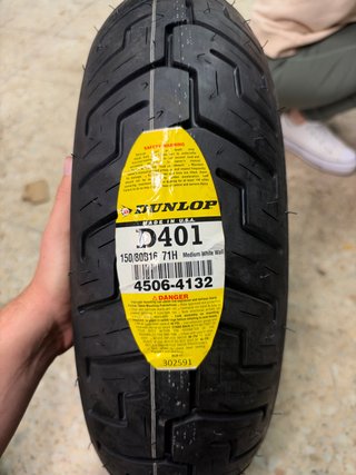 Neumático Dunlop D401 150/80B16