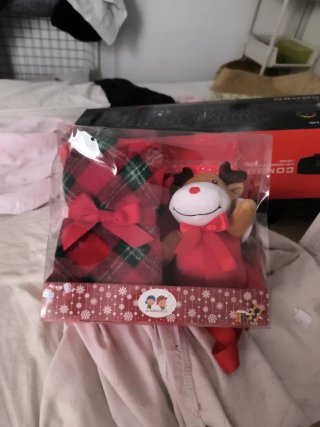 Pack de Mantita y Muñeco de Reno