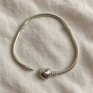 Pulsera Pandora de Plata con Cierre de Corazón19cm