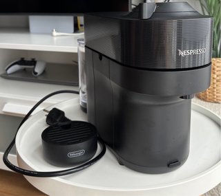 Cafetera Nespresso De'Longhi Negra