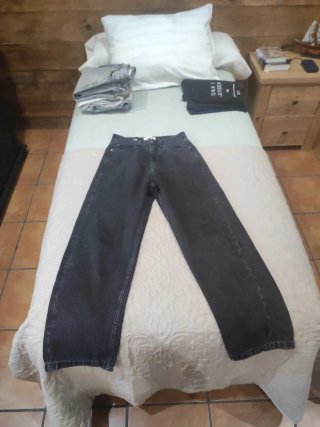 Pantalones vaqueros negros baggy Pull and Bear