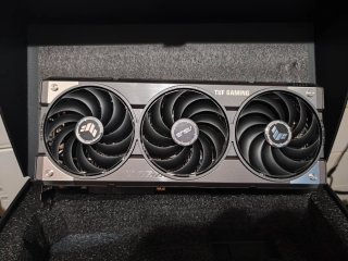 Tarjeta Gráfica ASUS TUF Gaming RX 9070 XT