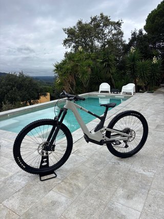 Bicicleta Eléctrica Scott Voltage eRide