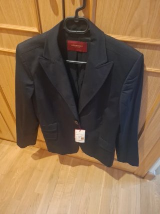 Americana Burberry Negra Talla 48