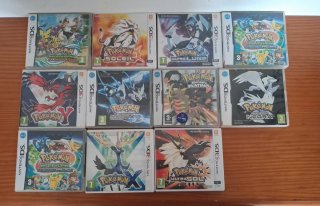 11 Cajas de Juegos Pokémon (Sin Cartuchos)