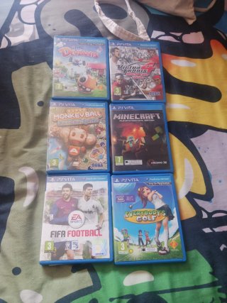 Lote de 6 Juegos para PS Vita