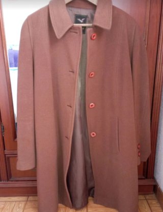 Chaquetón marróna estrenar