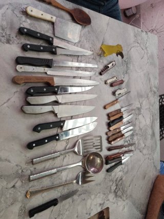Set de 25 Utensilios y Cuchillos de Cocina