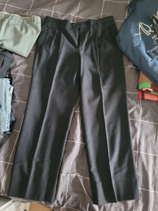 Pantalón de traje negro