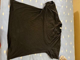 Camiseta negra básica