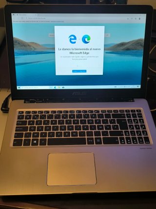 Portátil Asus Plateado