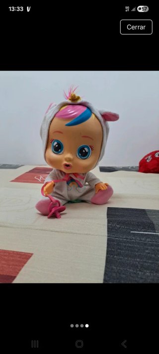 Muñeca Bebé Llorón con Pijama de Unicornio