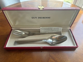 Estuche 2 Cubiertos Servicio Guy Degrenne