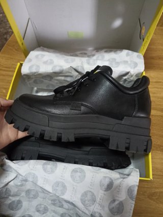 Zapatos Buffalo Negros Talla 40
