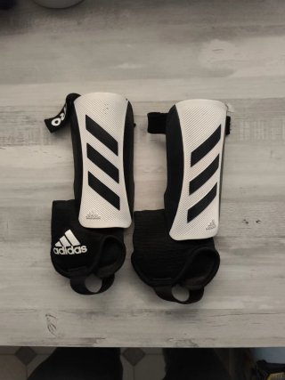 Espinilleras Adidas para niño