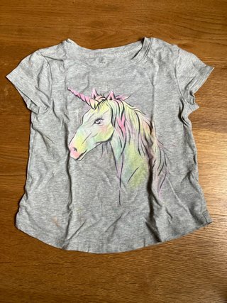 Camiseta Gris GAP con Estampado de Unicornio T XS