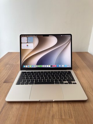 MacBook Air M4 13” 16GB/256GB Starlight