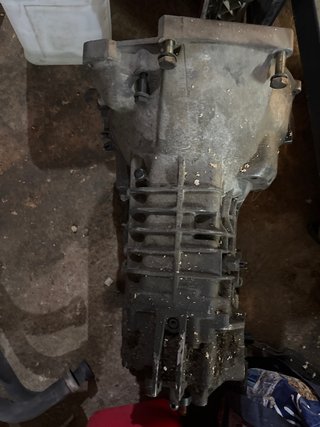 Caja de cambios BMW E30 324d