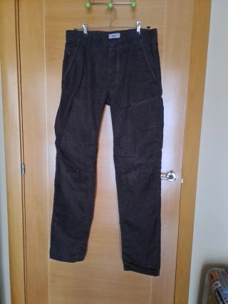 Pantalón de pana marrón