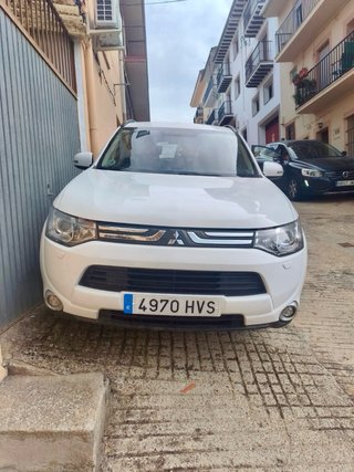 Mitsubishi Outlander 2014