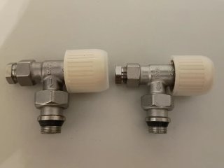 2 Llaves escuadra para radiadores marca Baxi 3/8