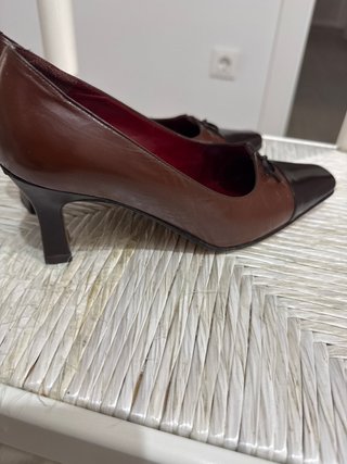 Zapatos de tacón marrones talla 37