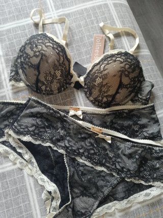 Conjunto de Lencería Jolinesse Negro