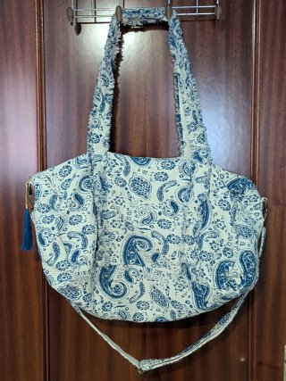 Macuto con Estampado y Neceseres a Juego