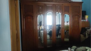 Armario de 6 puertas con espejo