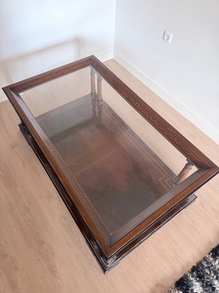 Mesa de centro de madera y cristal