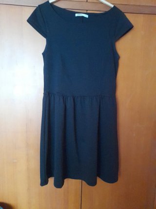 Vestido negro de punto Lefties