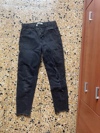 Vaqueros Negros Pull&Bear Talla S