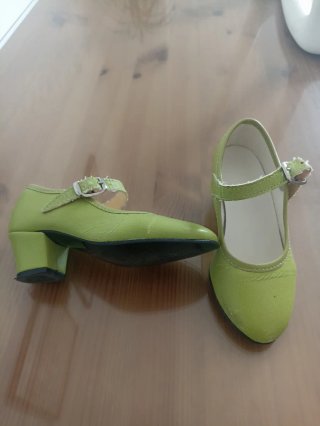 Zapatos de tacón para bebé