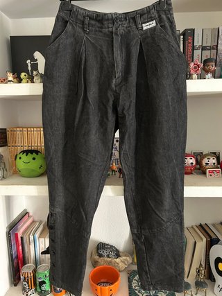 Pantalón Tejano Vintage con Pliegues