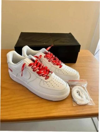 Nike Air Force 1 Low Supreme Blanco Talla 38.5