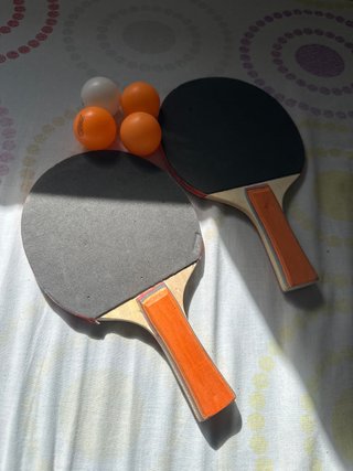 Set de 2 Palas de Ping Pong y Pelotas