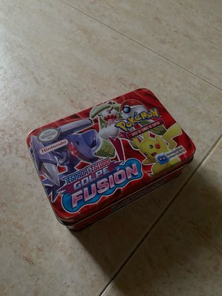 Lata Metálica Pokémon Espada y Escudo