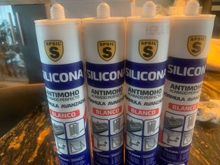 4 Botes de Silicona Blanca Antimoho Spsil 2,50 bot