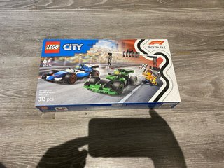 LEGO City F1 Grid con VCARB & Sauber 60474