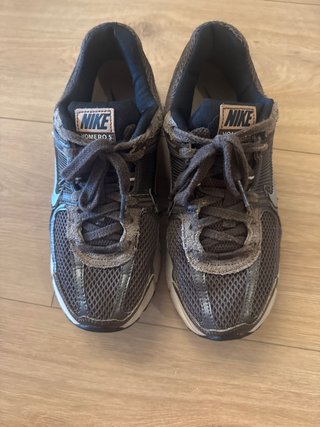 Zapatillas Nike Vomero Talla 38.5