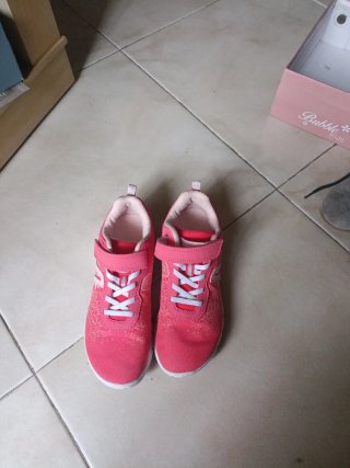 Zapatillas niña rosas