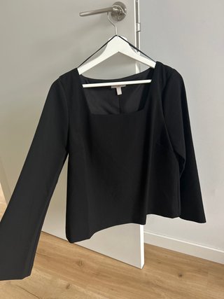 Blusa formal negra