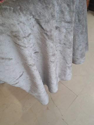 Tela de camilla redonda gris