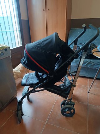 Silla de paseo Chicco negra