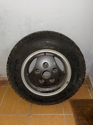 Rueda Range Rover 16 pulgadas con neumático